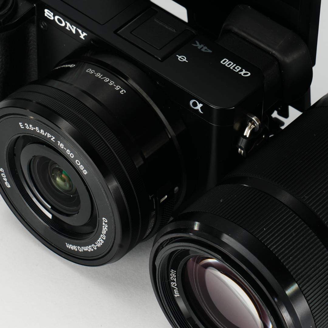 自撮りVlogに最適。4K対応 SONY α6100完動 美品 フルセット
