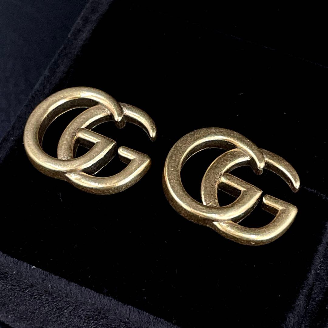 グッチ ダブルG インターロッキング　ピアス ゴールド ロゴ　y2k 両耳