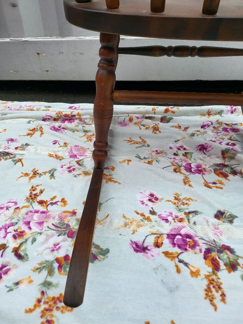 木製ロッキングチェア