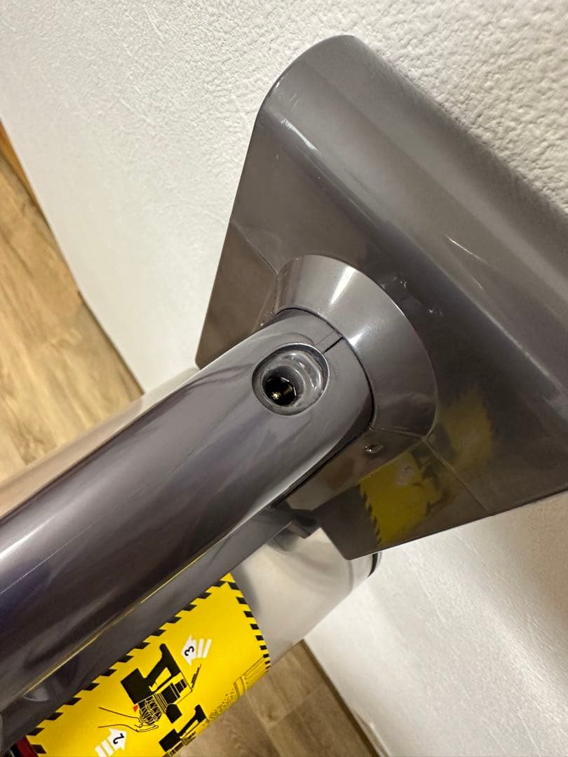 ダイソン Dyson V7 SV11 掃除機