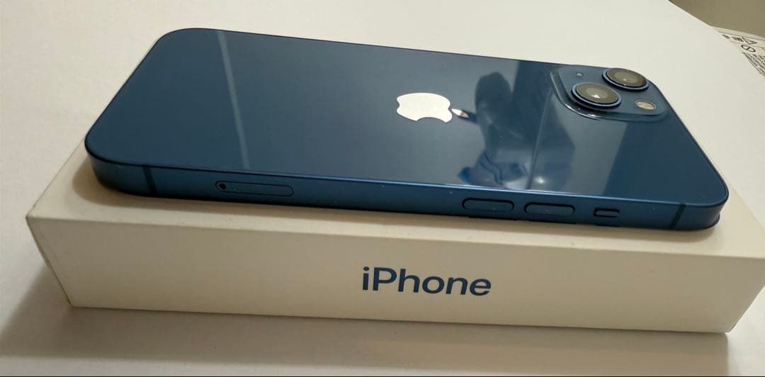 Apple iPhone 13 256GB SIMフリー 本体