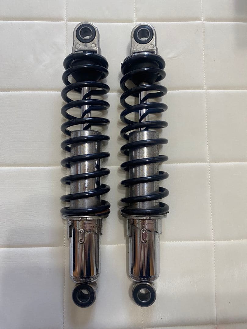 リアサスペンション 2本