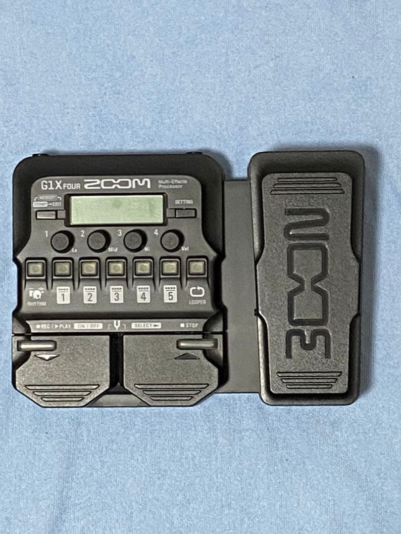 ギター ZOOM G1X four