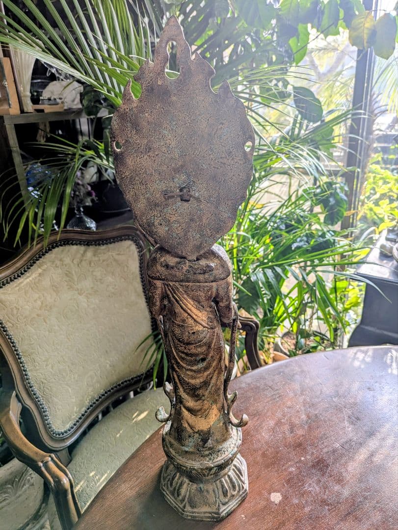 新年の縁起物　聖観音菩薩像 金属製 約58cm　仏像