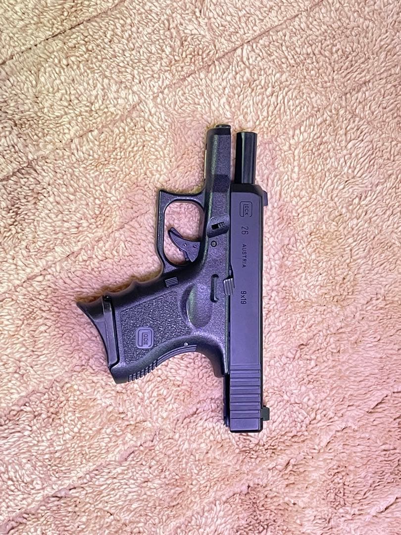 東京マルイ　グロック26 ニューガスブローバック　可変ホップアップ