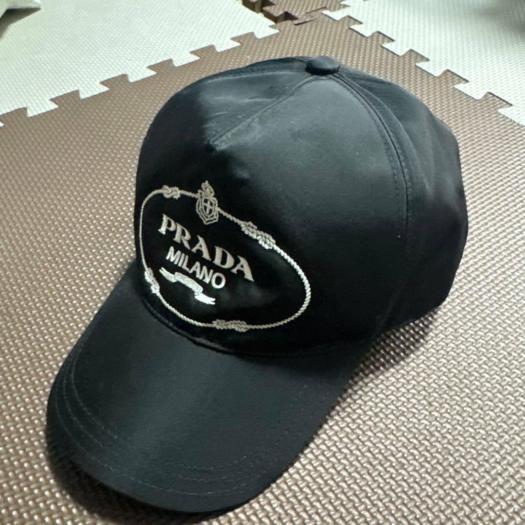 【極美品】PRADA ブラック ベースボールキャップ M