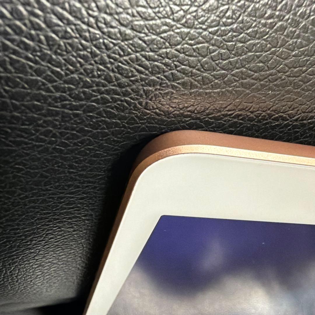【美品】iPad 第7世代　32GB Wi-Fiモデル　ゴールド　箱付き