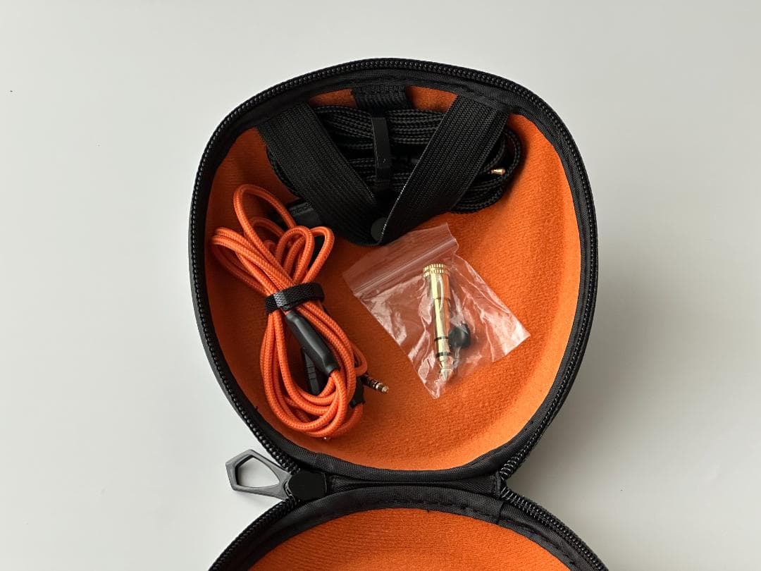 V-MODA Crossfade M-100 ヘッドホン ケース付 動作ok