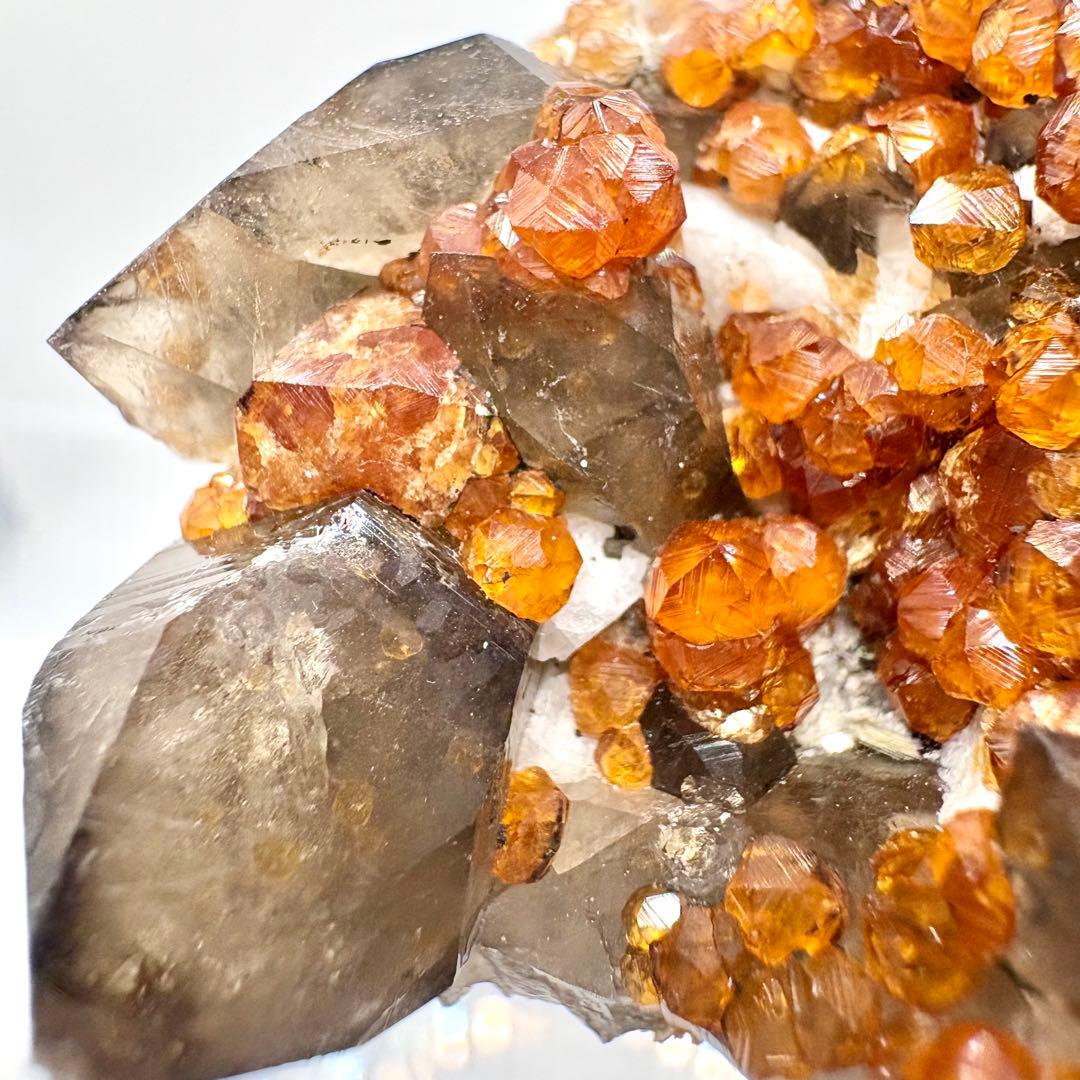 555 中国福建省産　ガーネット&スモーキークォーツ