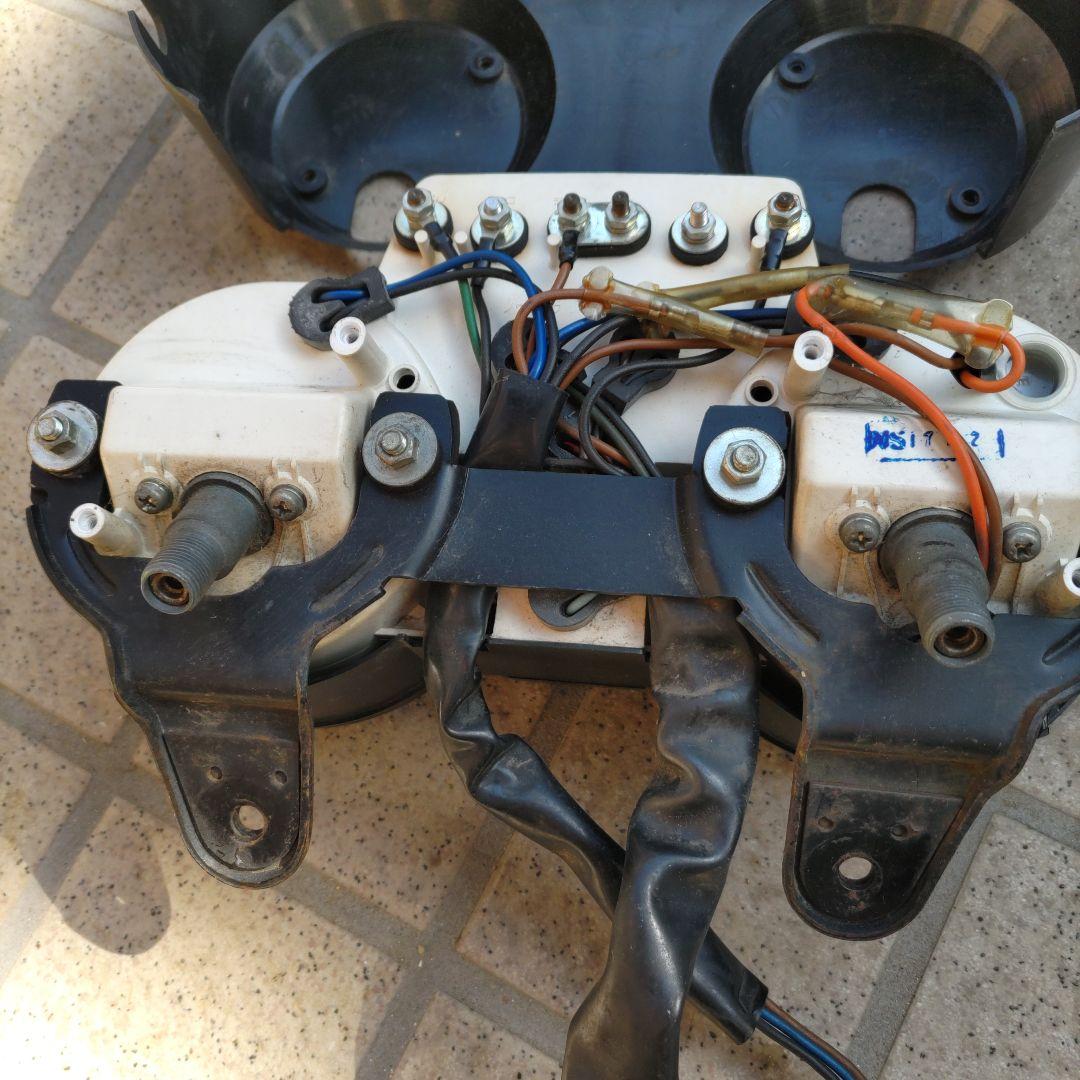 ヤマハ XJ400 純正メーター