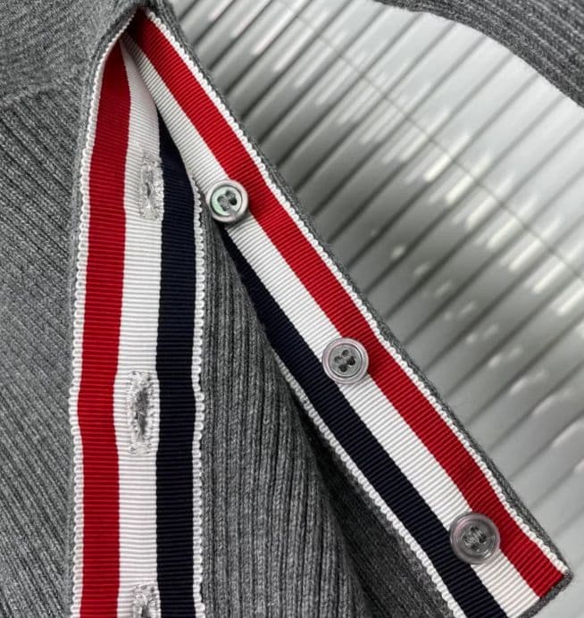 ♡✨希少 THOM BROWNE カシミヤ Vネック カーディガン グレー