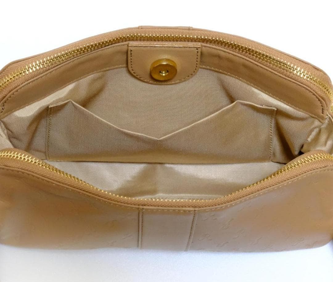 【美品】ロベルタディカメリーノ　ミヌエット　web限定　シルキーシナモン