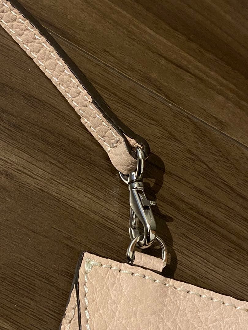 新品未使用品 スマホ　ストラップケース