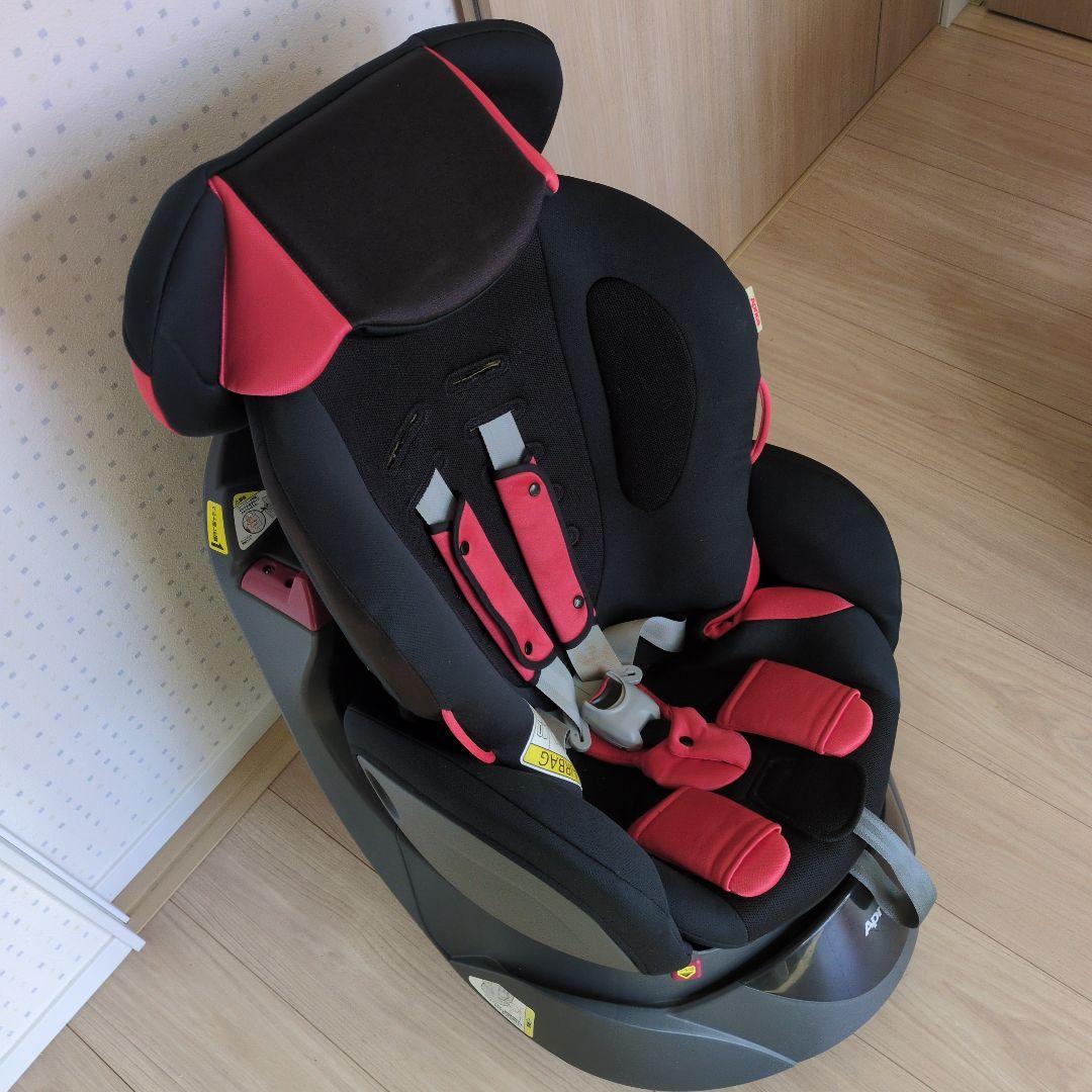 アップリカ Apricaチャイルドシート(360°回転)新生児〜3才ぐらい