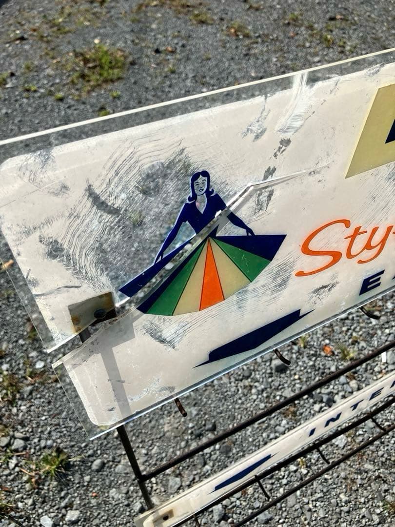 レア　VINTAGE LOWES BROTHERS DANCING GIRL