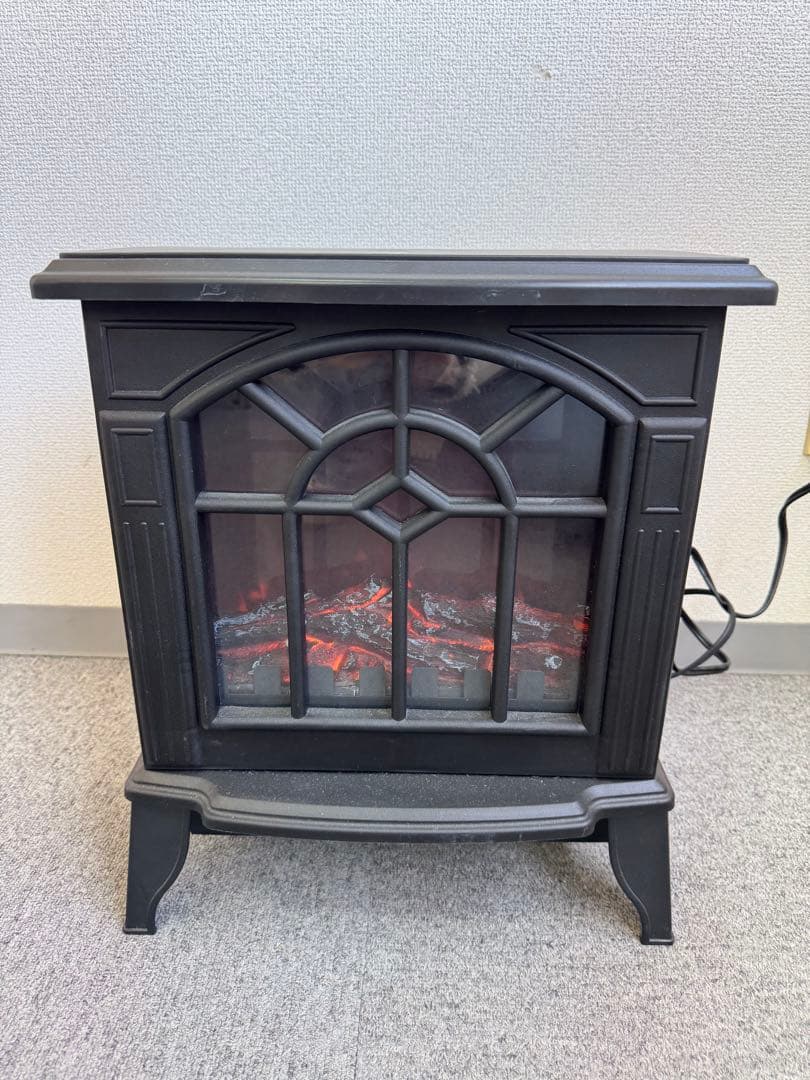 美品　暖炉型ファンヒーター　黒　600w 1200w