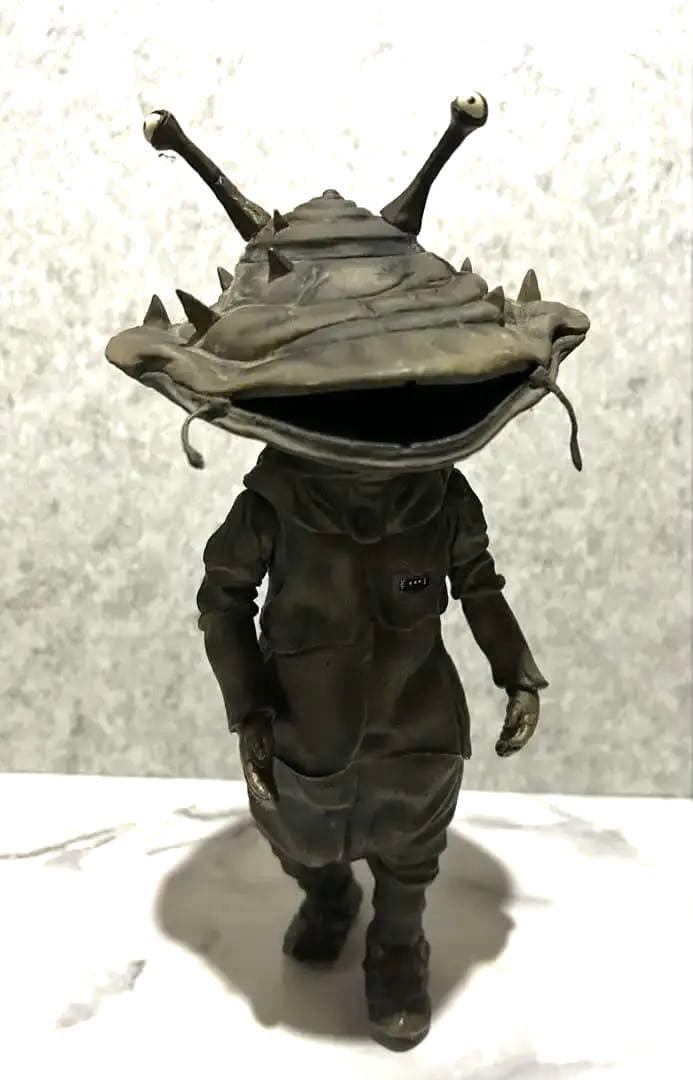 X-PLUS大怪獣シリーズウルトラQに登場する『怪獣カネゴン』のフィギュア