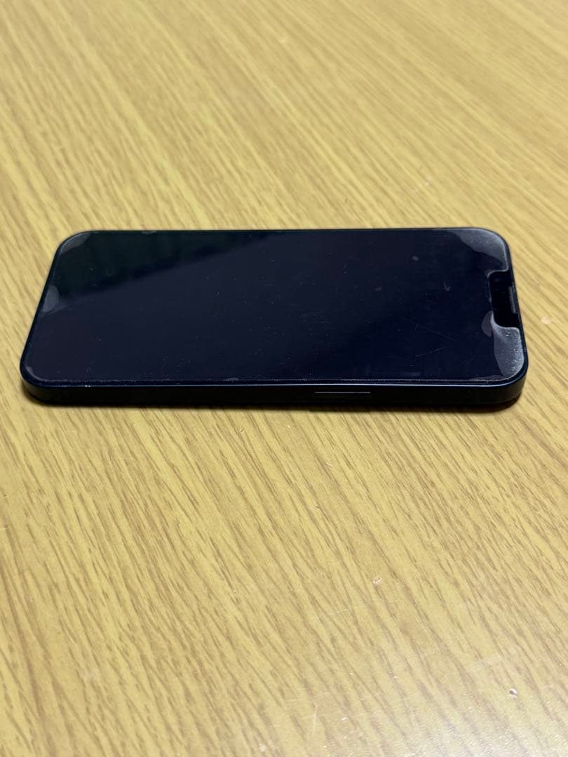 Apple iPhone 13 ミッドナイト