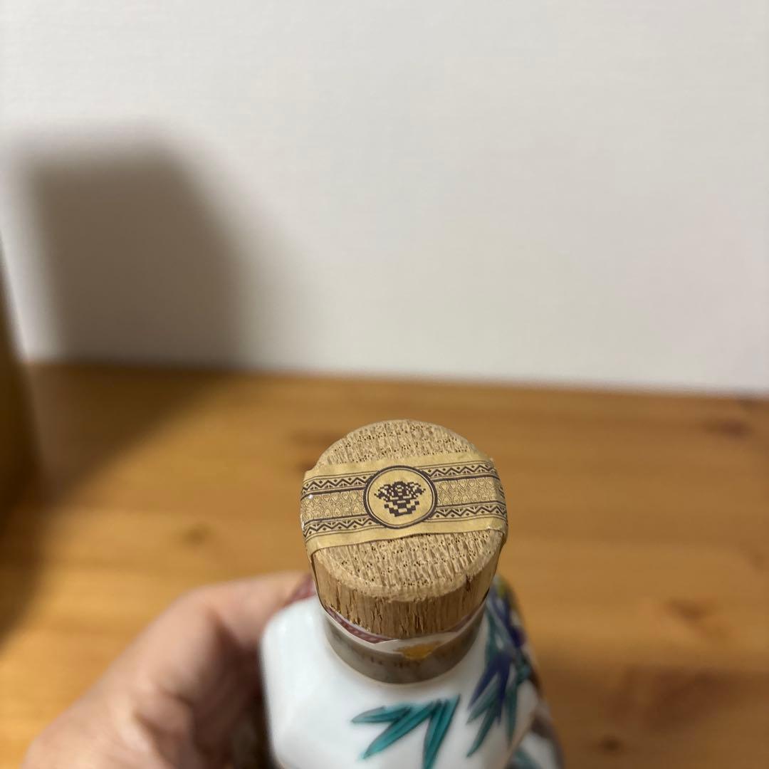 サントリースペシャルボトルコレクション 特製ウイスキー　九谷焼 虎に竹文瓢型瓶