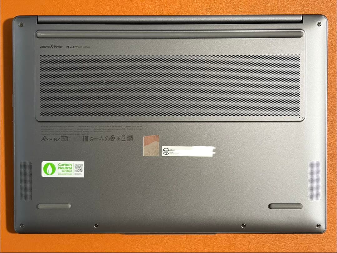 [おまけ付き] Lenovo Yoga Pro 7i Gen 10 Aura