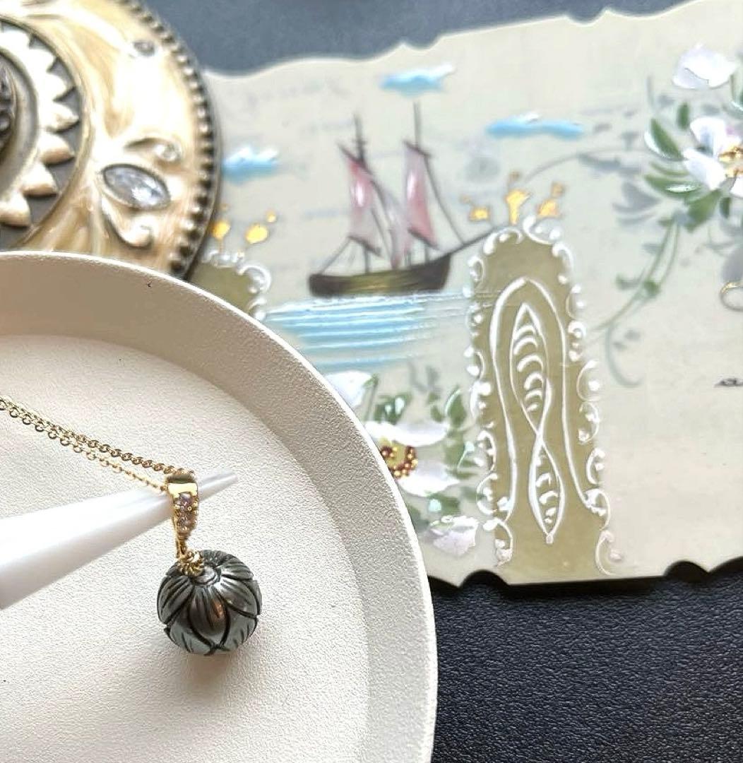 Kaya様ご予約品＊黒蝶&あこやカービング&ブルーフローライト&MOPカービング