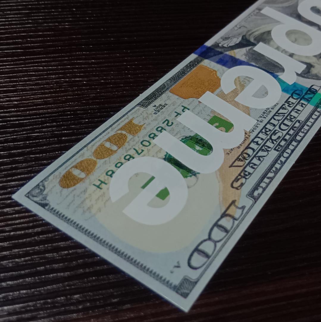 Supreme Franklin box logoステッカー