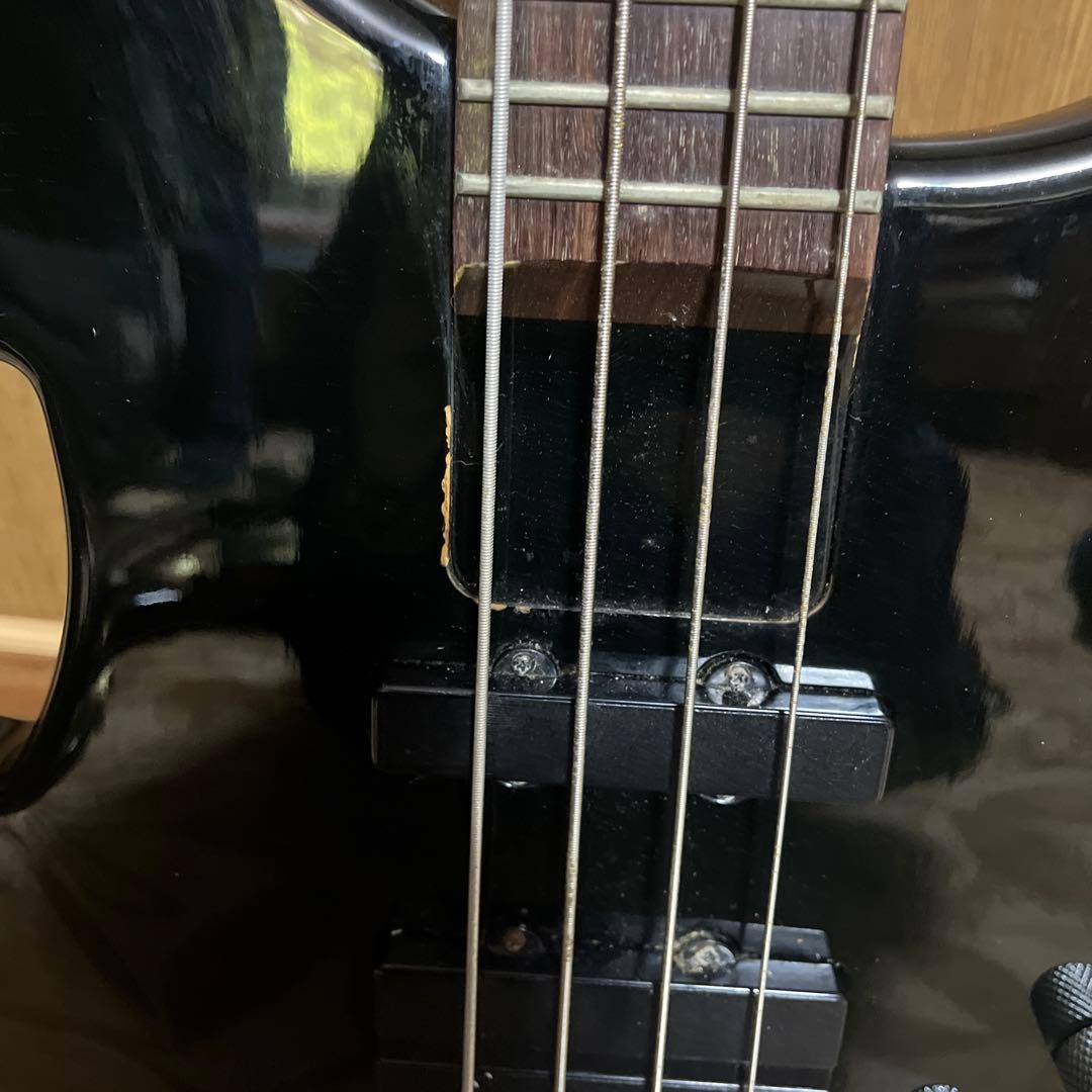 Warwick RockBass Vampyre ベース