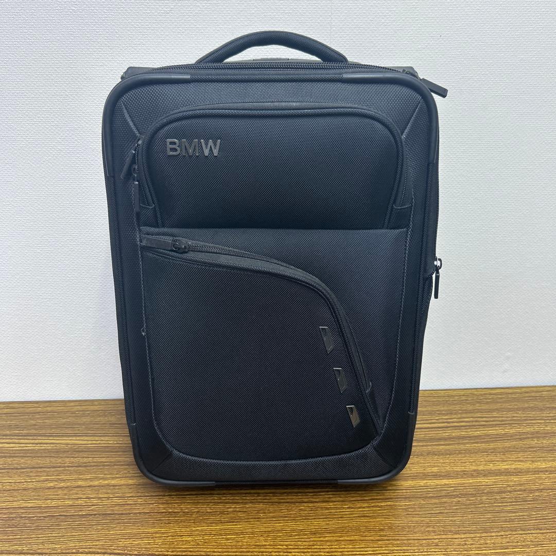 BMW ブラックキャリーケース 伸縮式ハンドル付き　スーツケース