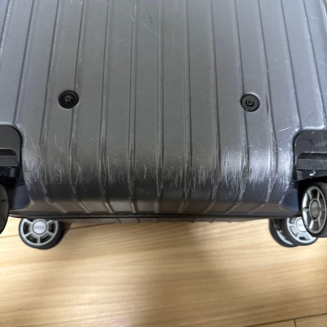 RIMOWA キャリーケース約32ℓ