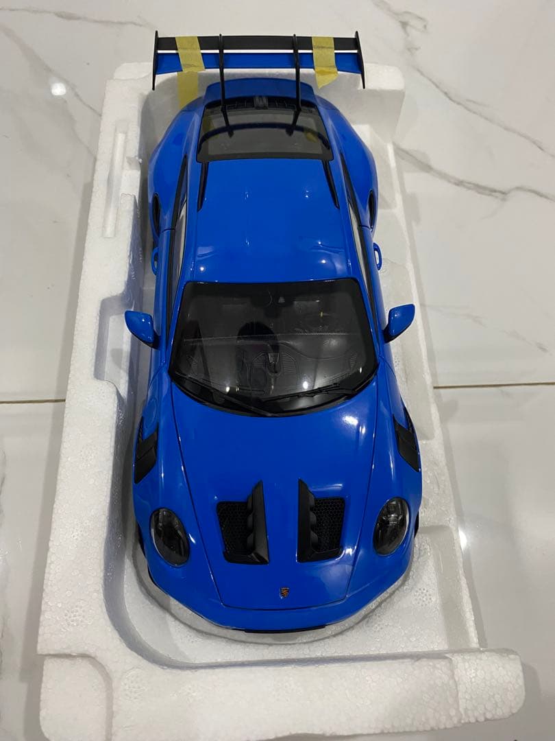 NOREV ポルシェ911 GT3 RS ミニカー 1/18
