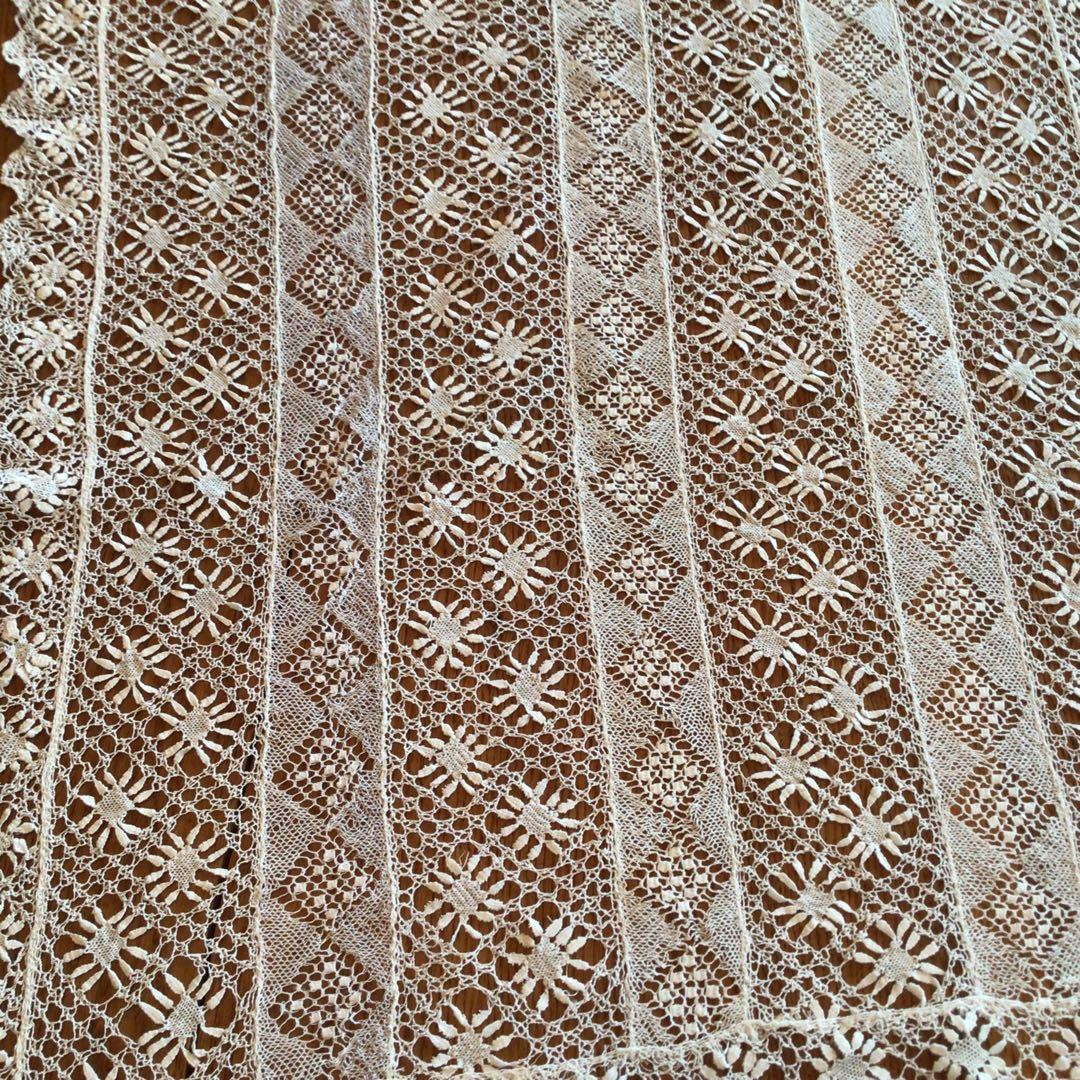 レーステーブルクロス ボビンレース