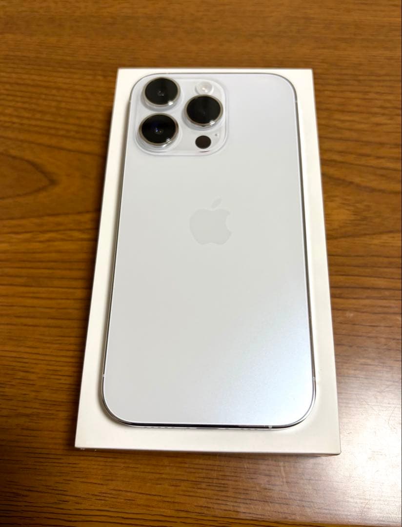 Apple iPhone 14 Pro 256GB シルバー 本体