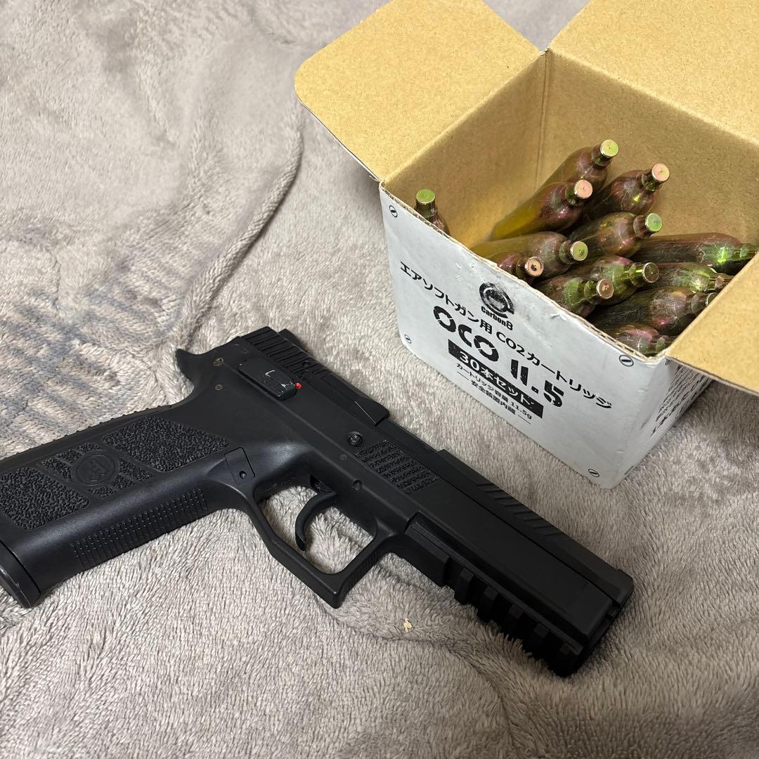 トイガン honeyBeeWAREHOUSE Carbon8 CZ P09