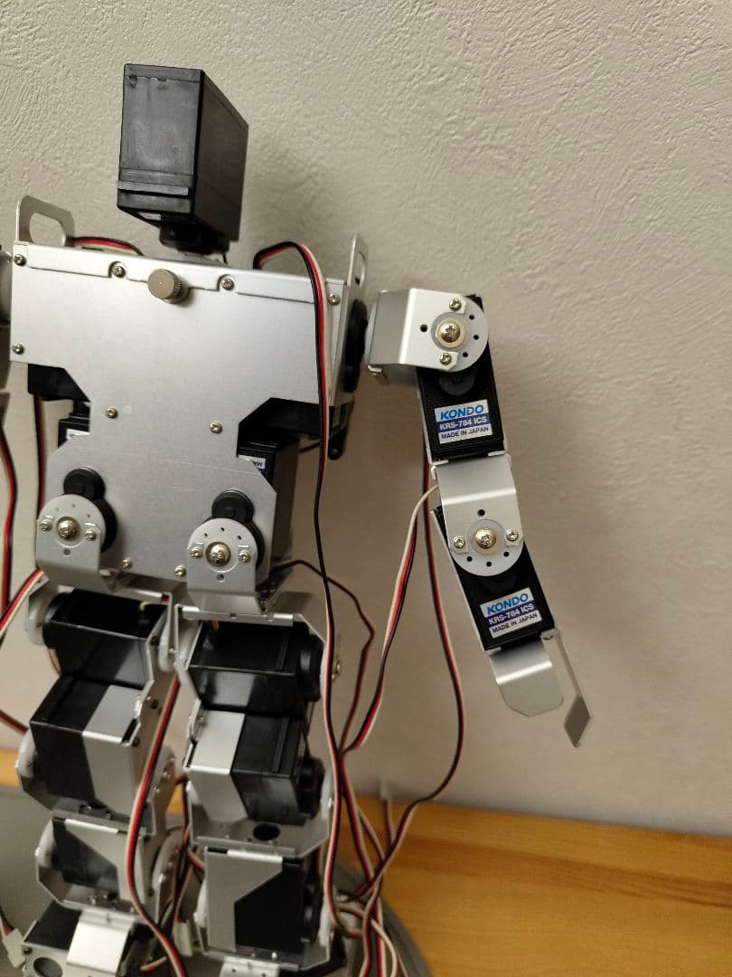 KONDO KRS-78A ロボットキット　電源入力確認済み