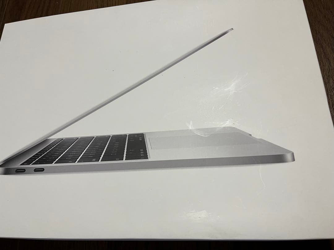 MacBook Pro 13インチ 2016 i7 16GB 256GB
