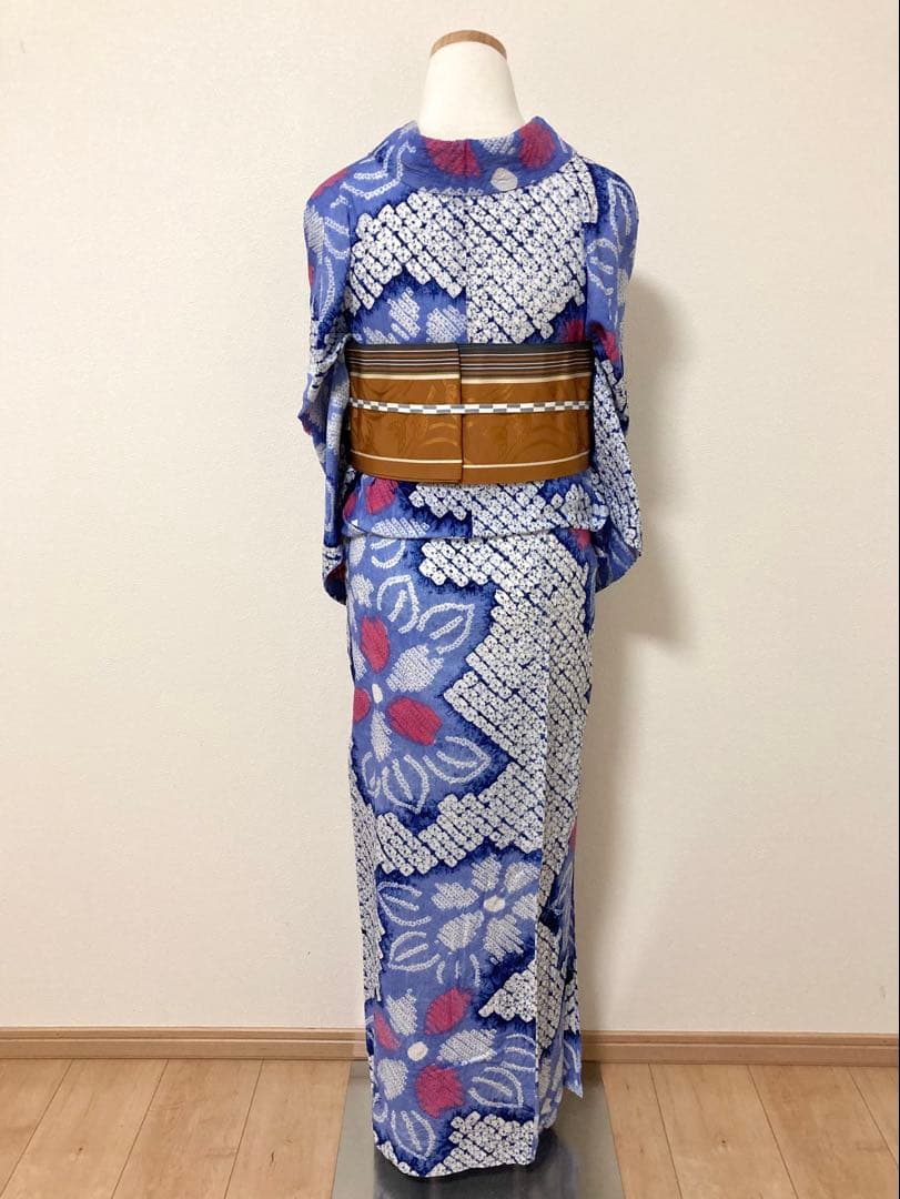 お盆セール！　浴衣　有松鳴海絞り　葉と花　裄67.5cm