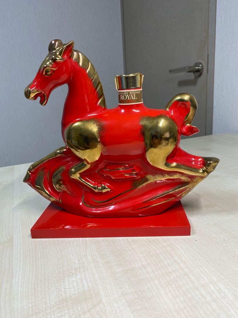 サントリーウイスキー　ローヤルプレミアム　　午ボトル