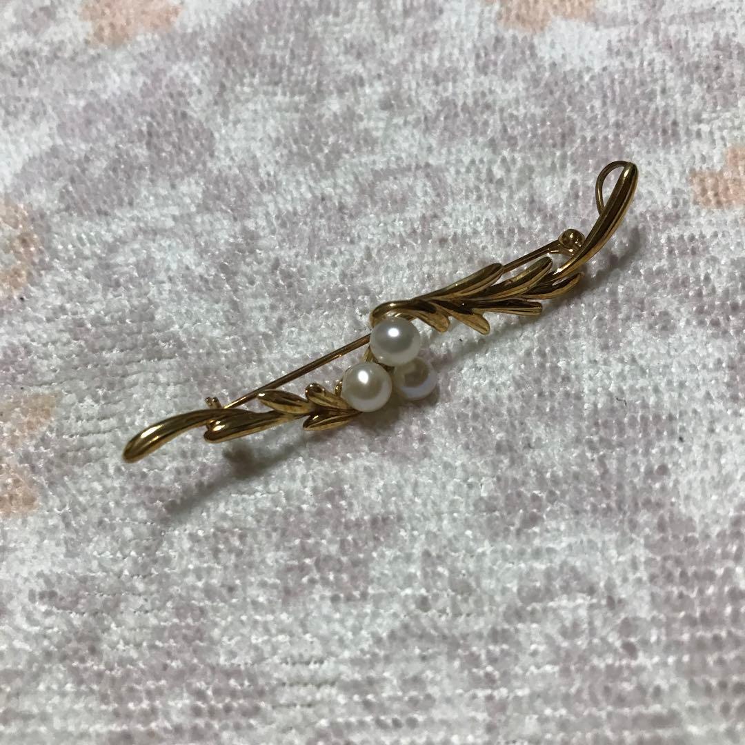 金色葉っぱブローチ パール付きk18