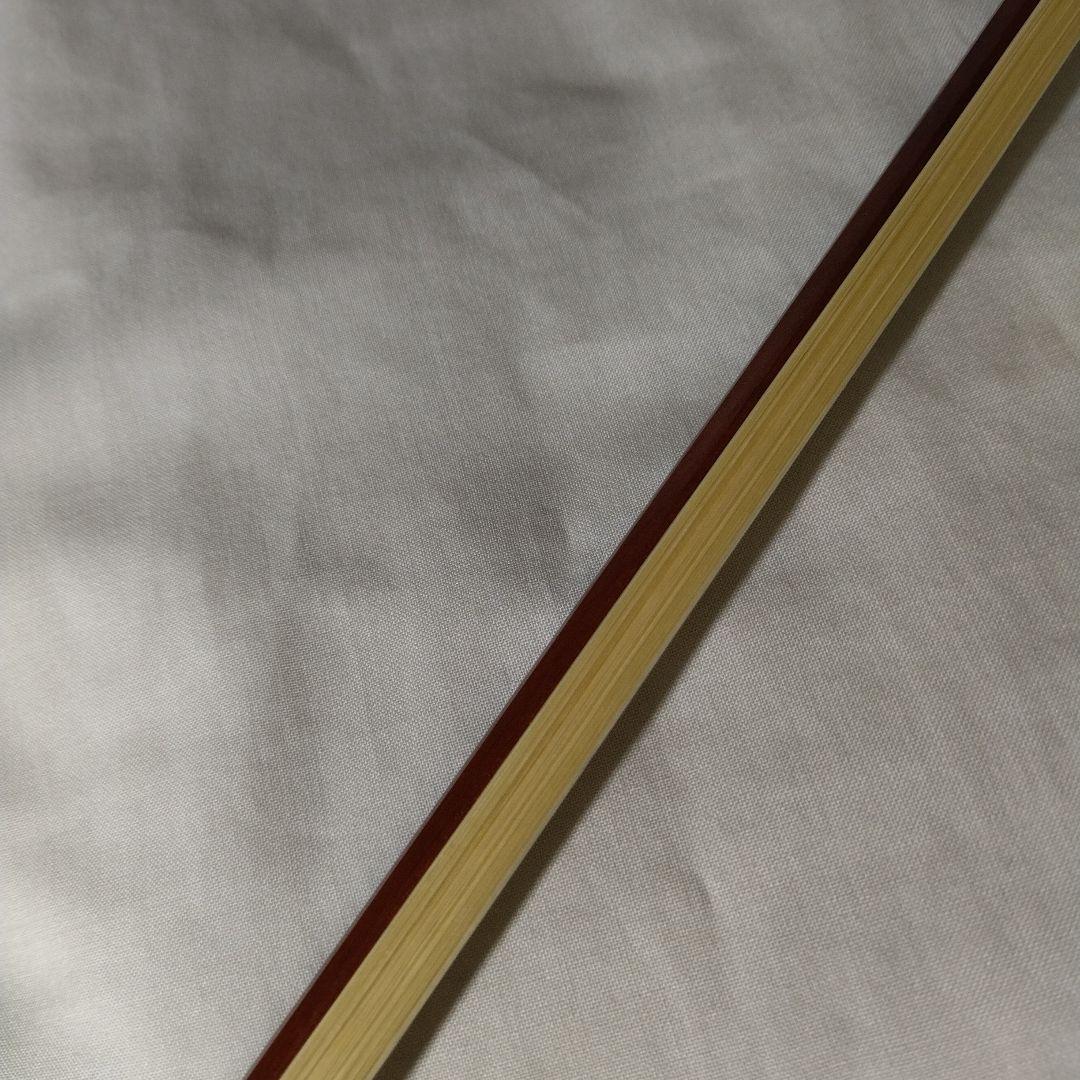♥美品♥特価♥未使用品のstongバイオリン4/4♥弓ケ―ス松脂音程合わせ用笛付