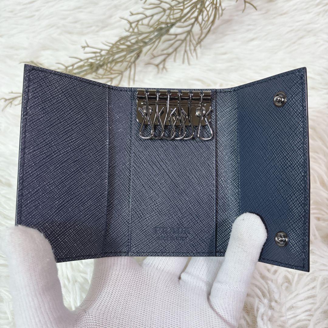 ほぼ未使用✨ PRADA プラダ キーケース サフィアーノ ネイビー
