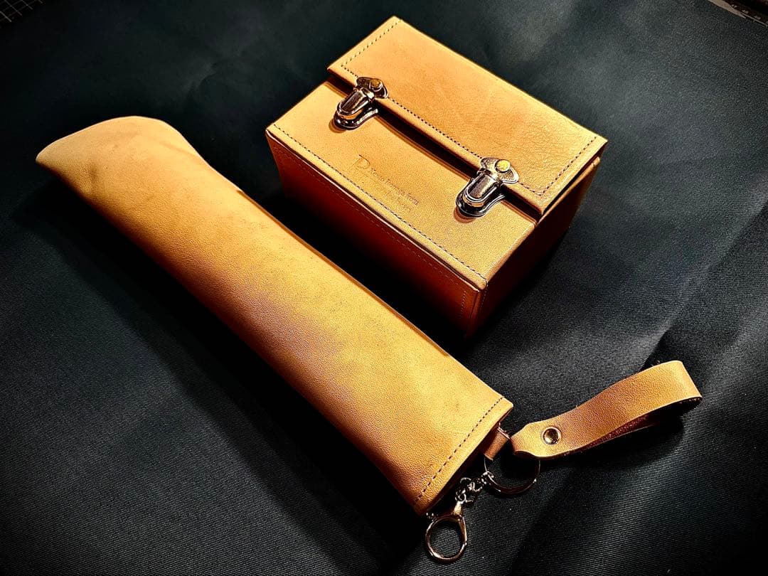 Pvt.Workshop 本革　デッキケース DB08 ハーフ