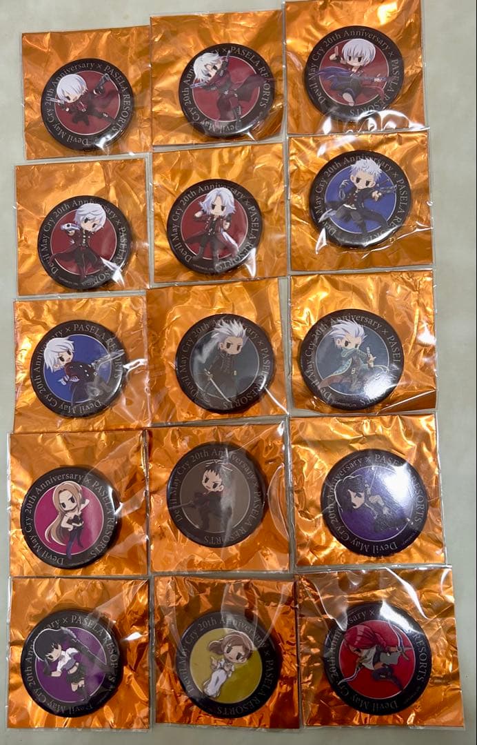デビルメイクライ パセラ　20th 缶バッジ　15種 コンプリートセット