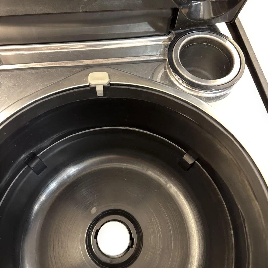 Panasonic 可変圧力IH炊飯器 5.5合炊き SR-VSX101