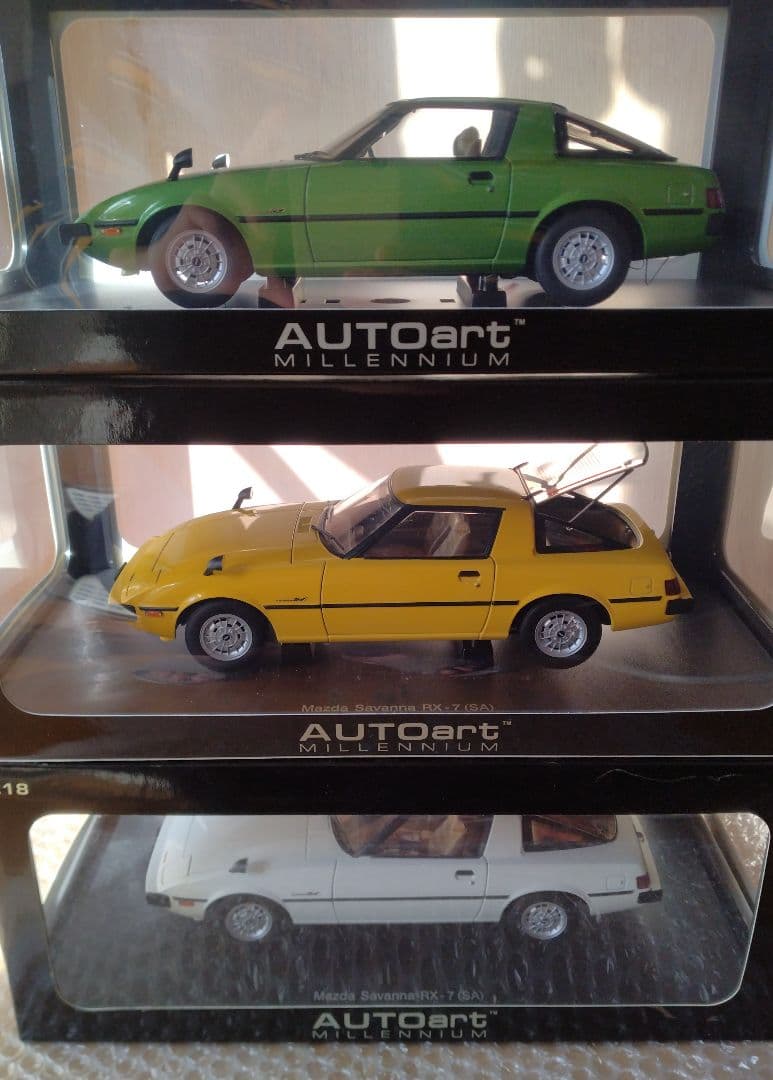 【1/18】AUTOart サバンナRX-7（SA）３台セット