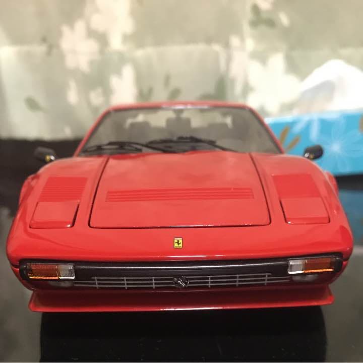 1/18 フェラーリ308GTBクワトロバルボーレ カスタム