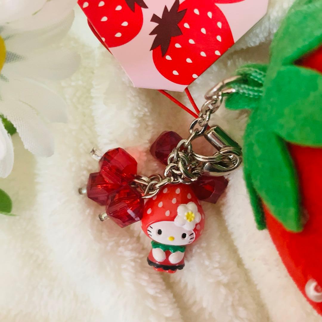 ☆激レア☆ ハローキティ　 いちご ボアマスコット ストラップ　入手困難　希少