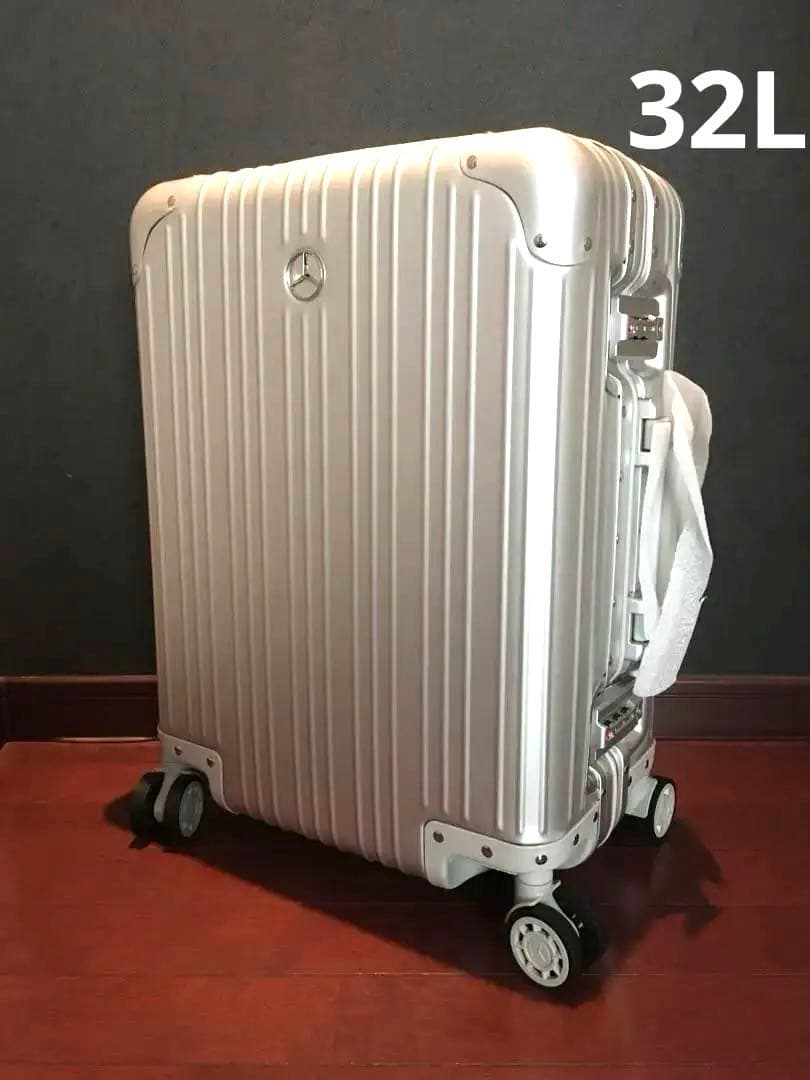 未使用　新品　メルセデスベンツ アルミスーツケース　32L 機内持込みOK レア
