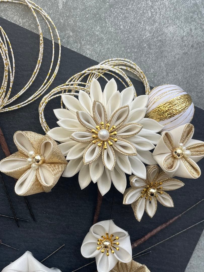 金白髪飾り　振袖髪飾り　成人式髪飾り