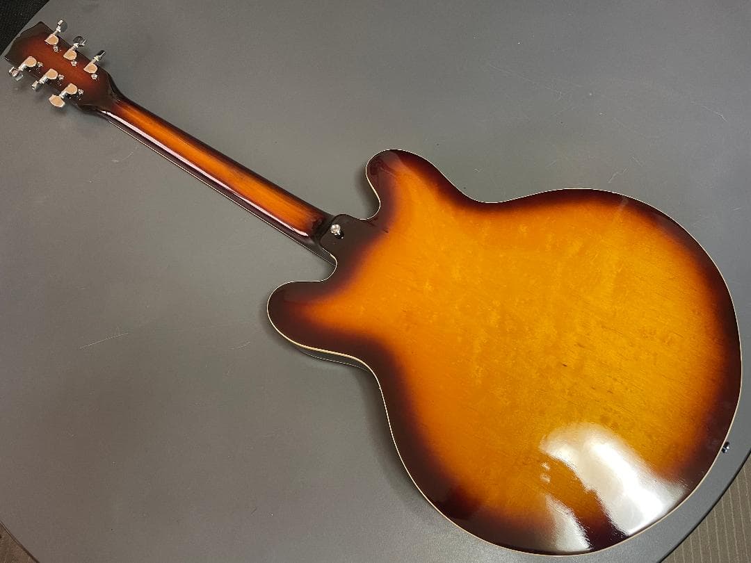 Toni Smith ES335タイプ セミアコ