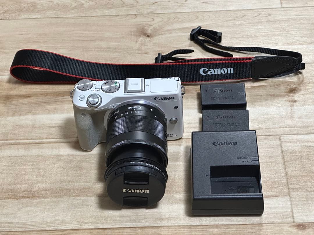 Canon EOS M3 ミラーレスカメラ 超広角ズームレンズ付き